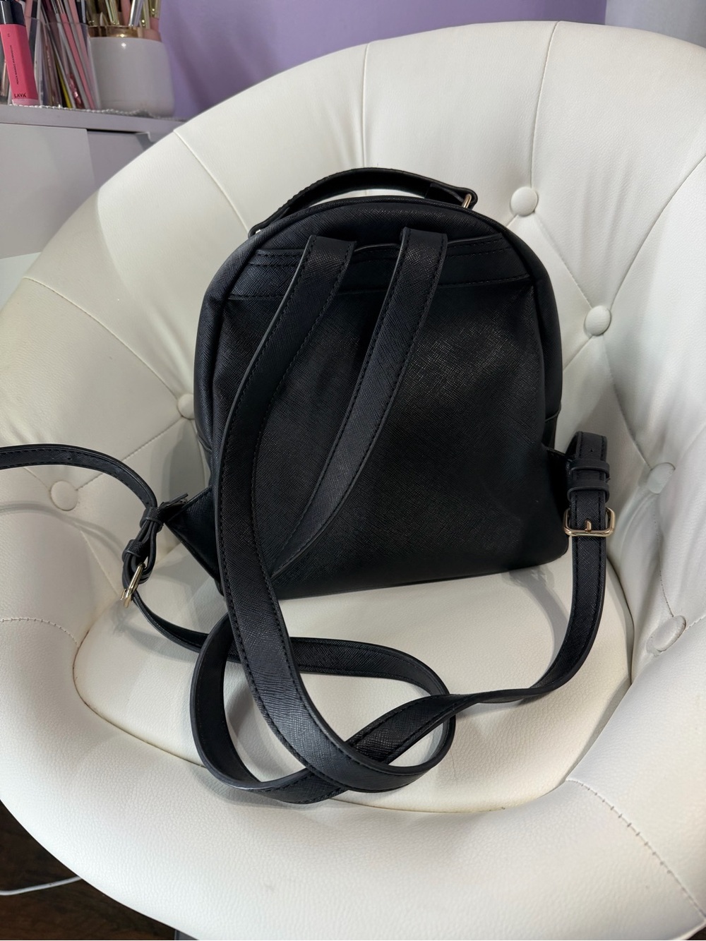 Guess backpack - Picture 3 of 10